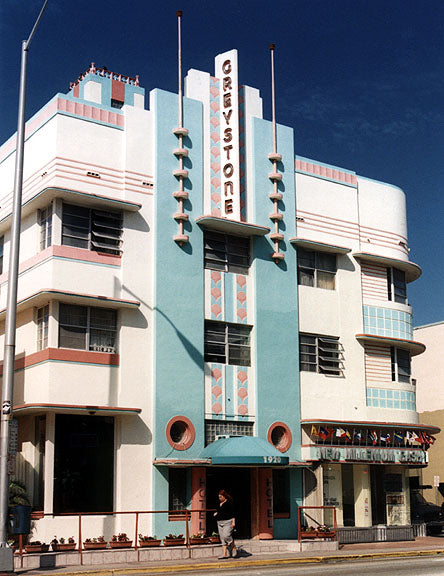 Historic South Beach Hotel Gets a Facelift